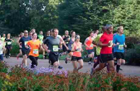 Kew Gardens 10k in England on 30 Mar