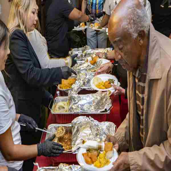 Thanksgiving Dinner for Veterans/Military Families in Los Angeles on 16 Nov