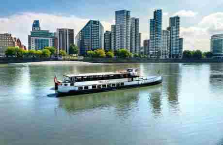 Christmas Singles Boat Party in London (Ages 21-45) in England on 8 Dec