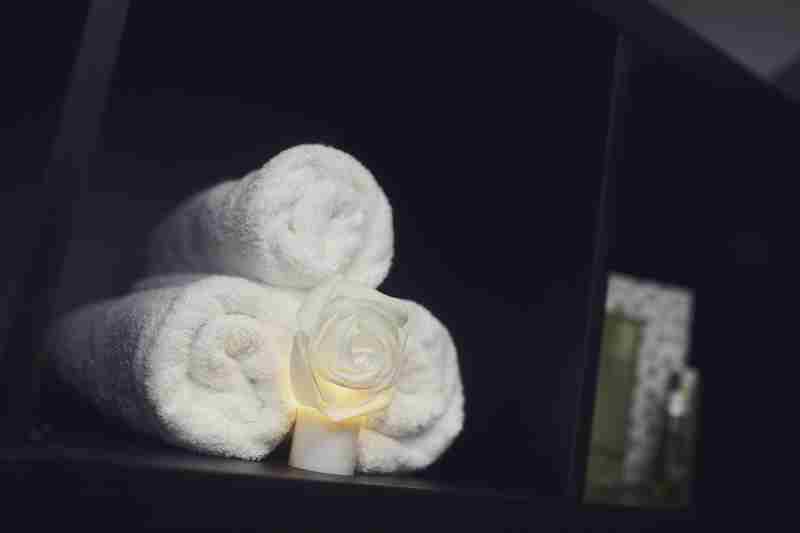 Discover pure bliss with our relaxing spa packages - Holiday Inn Newcastle Gosforth Park in Newcastle upon Tyne on 27 March 2024