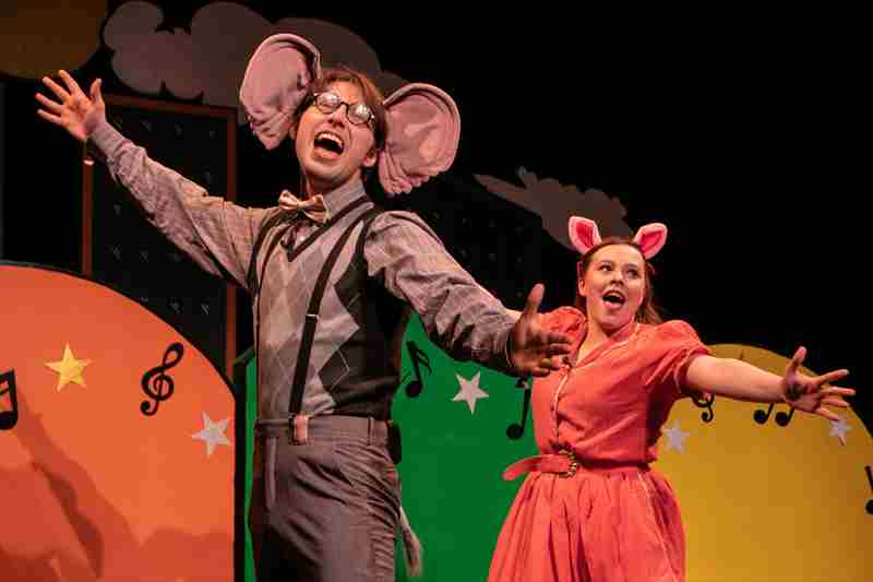 Elephant and Piggie's We Are in a Play! in Toronto on 15 Jun