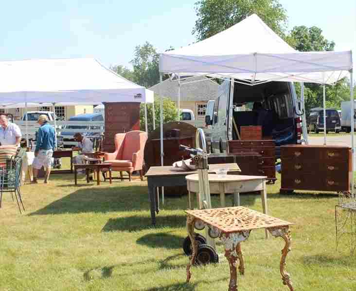 Mashpee Antiques Show and Sale in Mashpee on 10 Aug