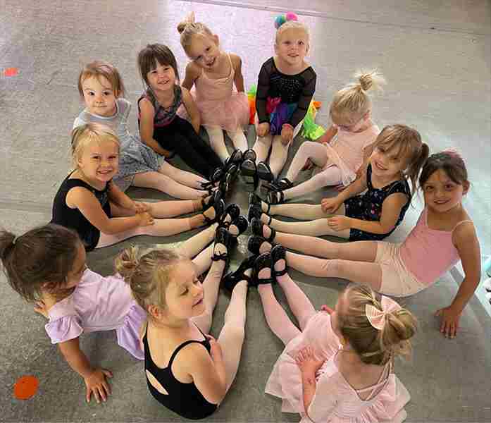 The Dance Arts Center 40th Anniversary Dance Class Registration in Saint Joseph on 21 Aug