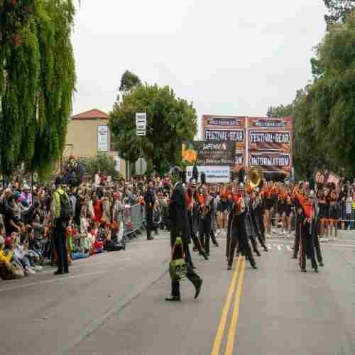 52nd Annual Half Moon Bay Art and Pumpkin Festival in USA on 19 Oct