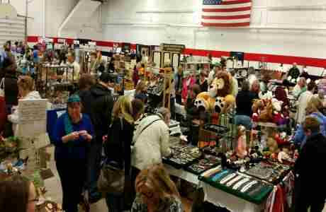 35th Annual Last Minute Christmas Arts and Craft Fair at the Augusta Armory Part 1 and Part 2 in Augusta on 14 Dec