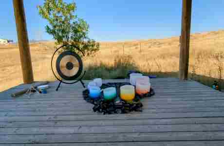 Vibes and Vines December: A Crystal Bowl Sound Bath and Wine Experience in Sonoita on 7 Dec