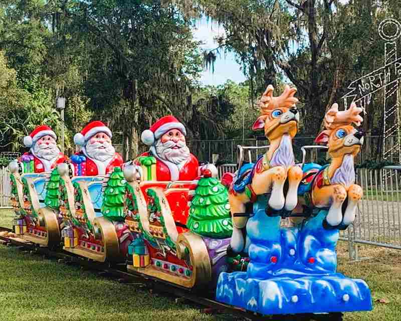 Santa's Carnival at Tampa Bay Festival of Lights in Dover on 28 Nov