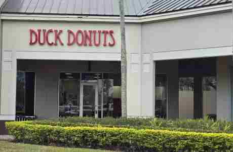 Childhood Friends to Celebrate Grand Opening of Exclusive Duck Donuts Location in Royal Palm Beach in Royal Palm Beach on 18 Jan