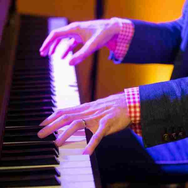 Savage (Dueling) Pianos at Madison Beach Hotel, Madison, CT in Madison on 8 Mar